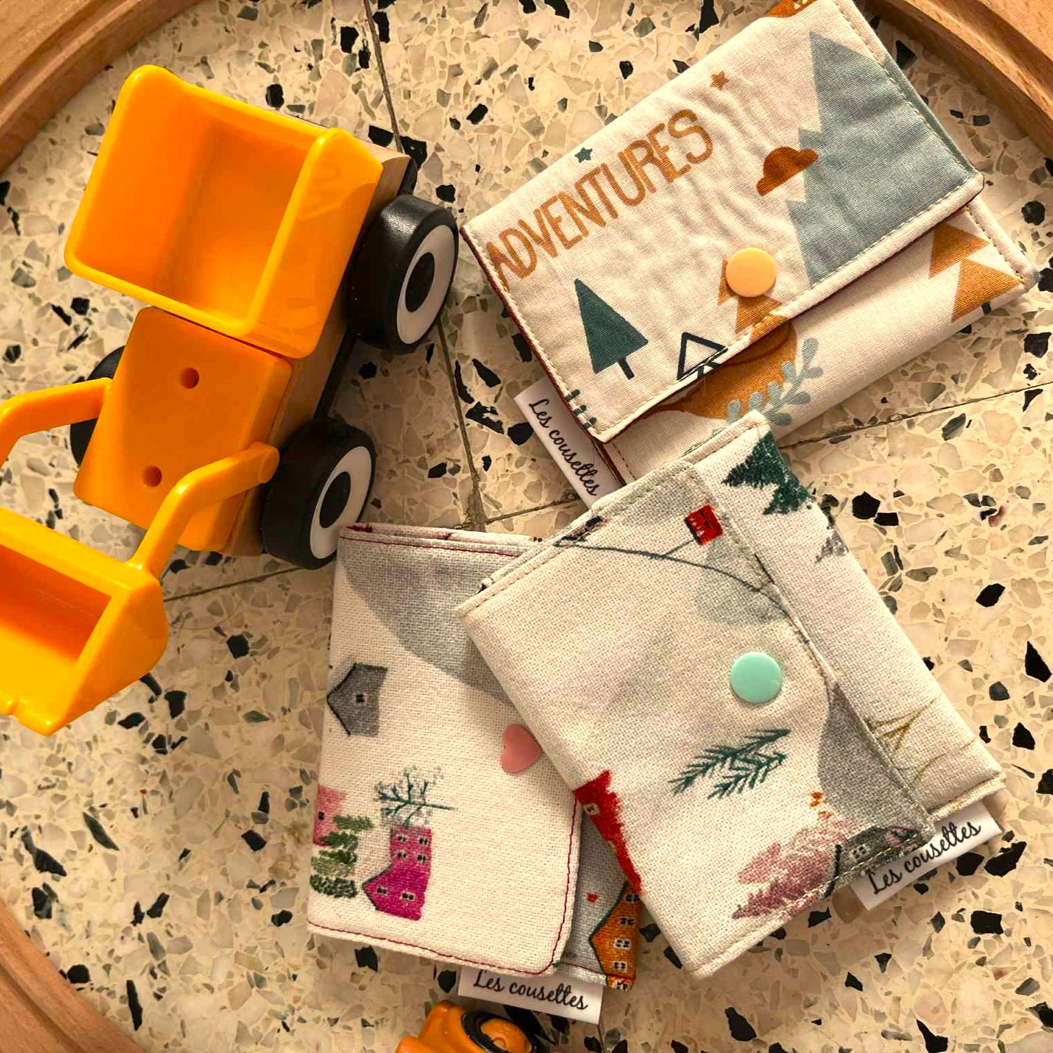 Les Cousettes - pochettes jeunesse